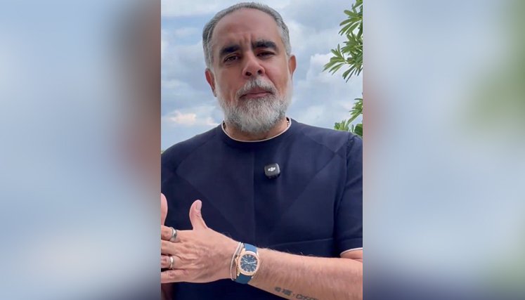 RELOJ DE ARMANDO BENEDETTI 