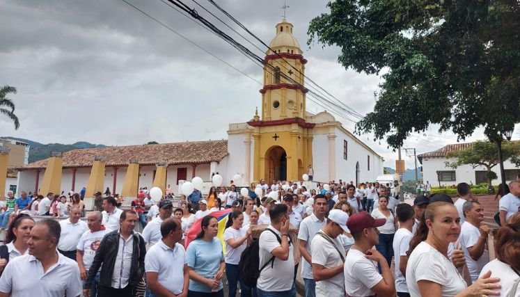 En Ocaña familiares salen a las calles para rechazar la práctica del secuestro.