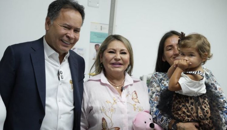 El gobernador William Villamizar, y la gestora social, Cecilia Soler dieron la partida a la Ruta del Corazón/Foto cortesía 