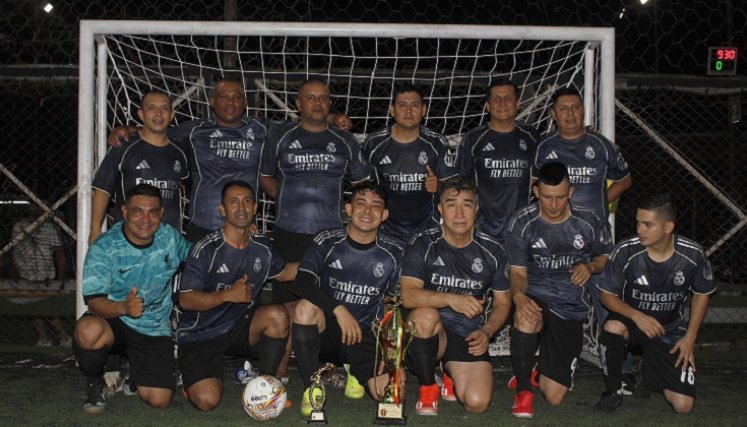 Real Madrid ganó la Copa Martín Barrera 2.0 al vencer a Manchester City.