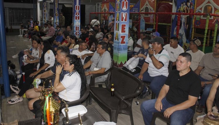 Los familiares de los equipos participantes disfrutaron de una jornada de esparcimiento.