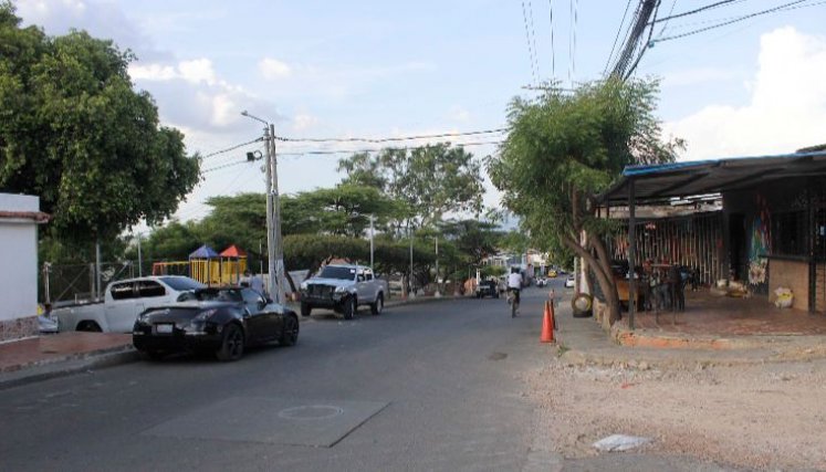 Avenida principal del barrio Bellavista en la comuna 4.