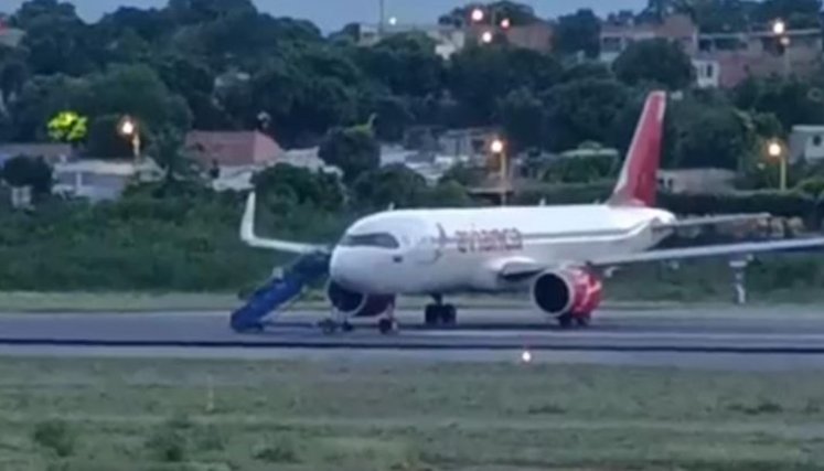 Avión de Avianca encallado / Foto: Captura de Cúcuta es Noticia1