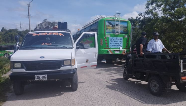 Se registra normalidad en el tráfico vehicular entre los municipios de La Playa de Belén y Hacarí.