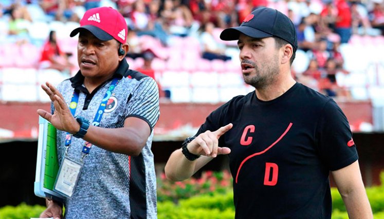 Jorge Peralta, asistente técnico del Cúcuta Deportivo 2025. 