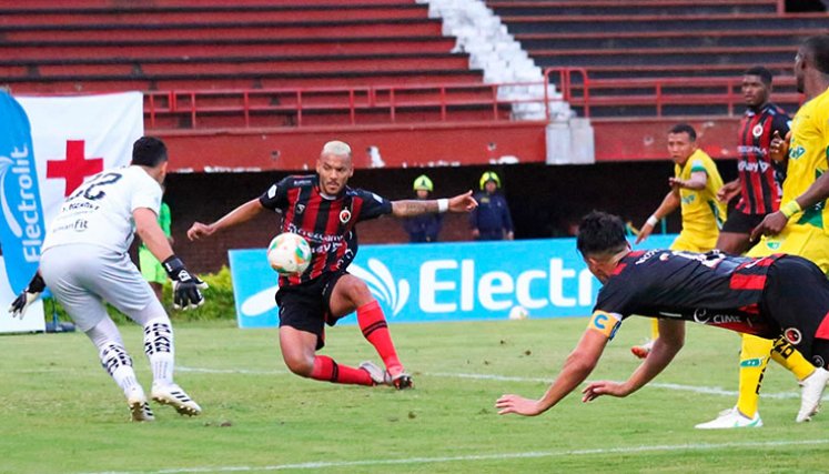 Julián Anaya, Cúcuta vs. Huila. 