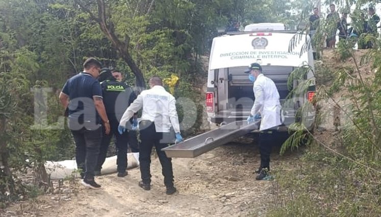 MUERTO EN PIZARRO / LA OPINION