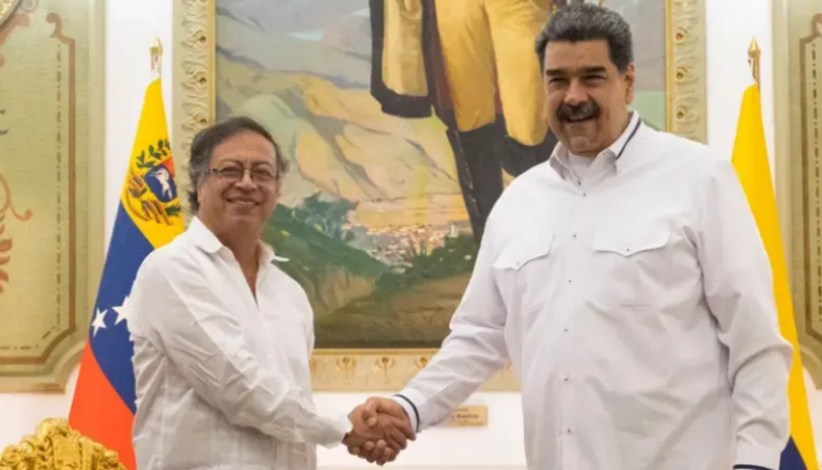 Petro y Maduro