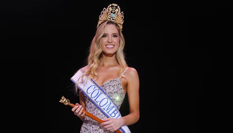 Señorita-Colombia.
