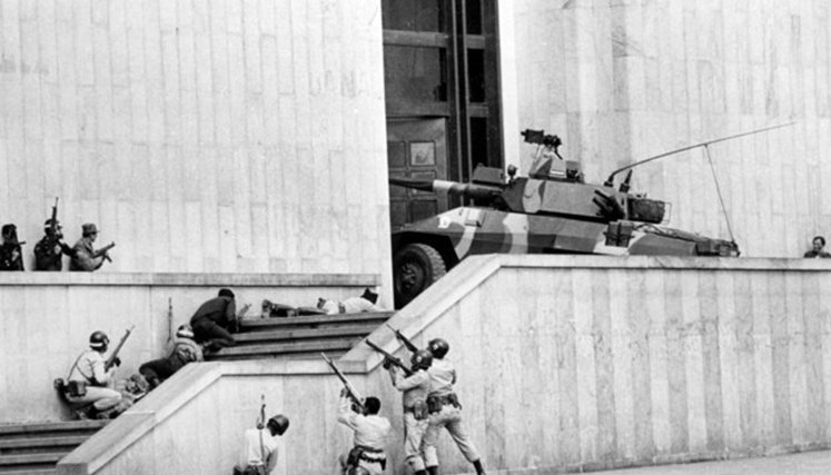 Toma-del-palacio-de-justicia