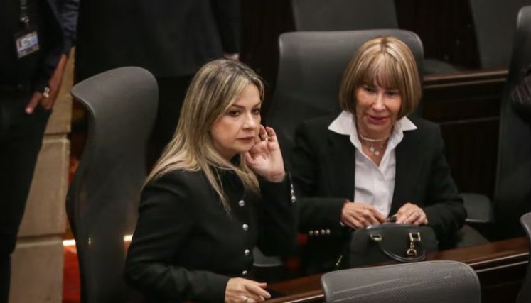 Vicky Dávila aclara rumores sobre la salida de personas de su equipo