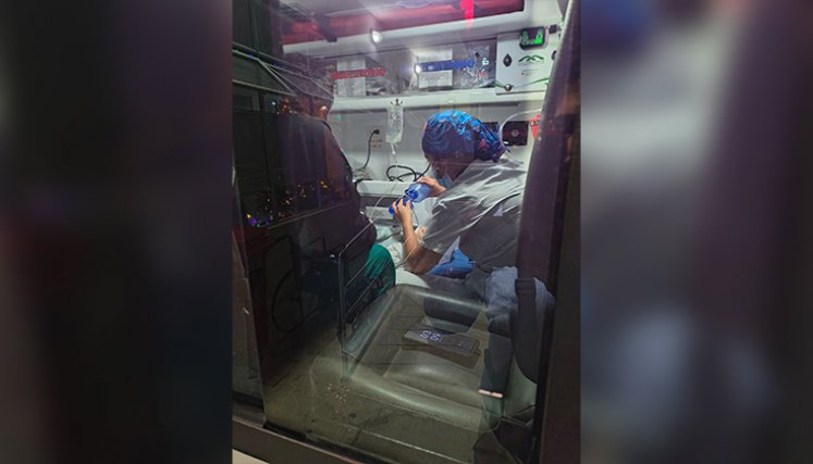 El niño fue trasladado desde el Hospital de Los Patios a la clínica Medical Duarte en ambulancia. / Foto: cortesía.