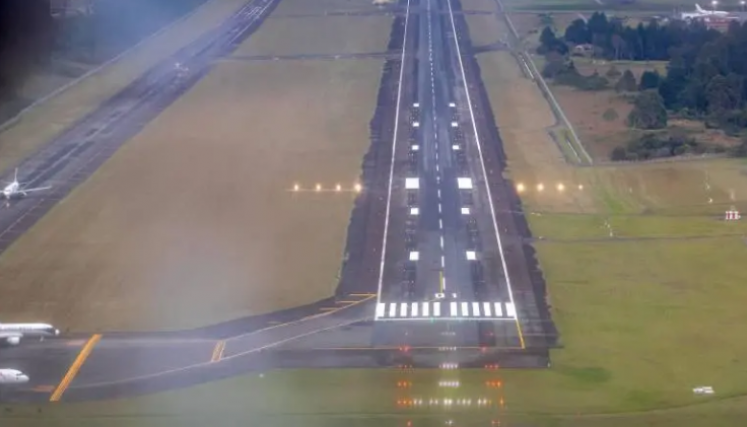 obras de aeropuertos de la Aerocivil