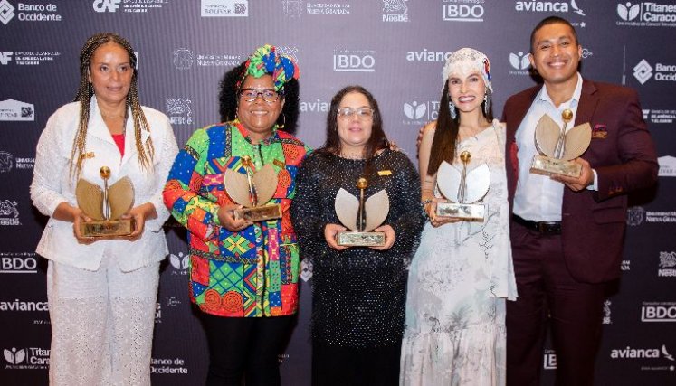 Titanes Caracol celebra una década de impacto con cinco héroes que transforman Colombia.