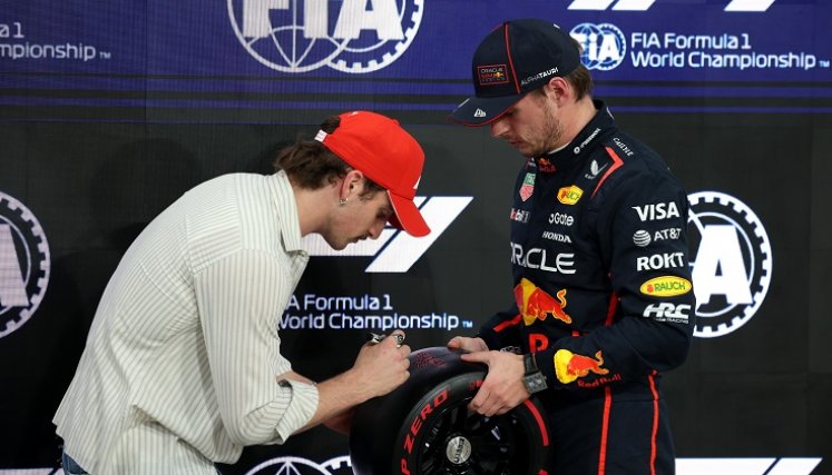 El piloto neerlandés del Oracle Red Bull selló una buena clasificación en la que se jugará el título de la Gran Carpa del automovilismo mundial.