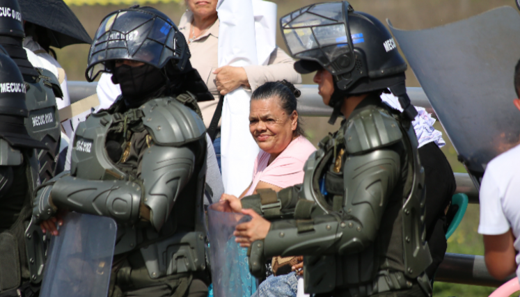 Miriam Angarita: mi hijo tiene 10 años detenido en Venezuela.