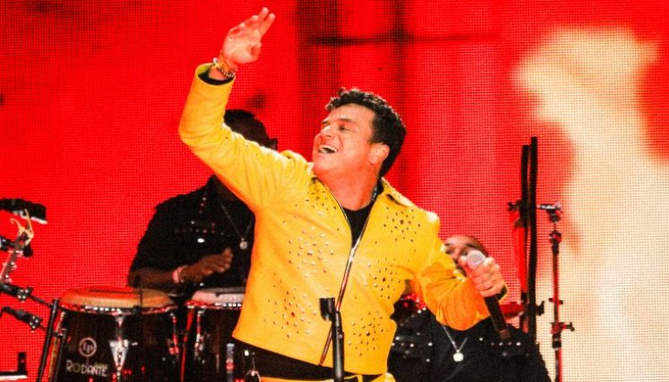 SILVESTRE CIERRA 2025 COMO EL ARTISTA QUE LLEVÓ EL VALLENATO A ESCALA GLOBAL