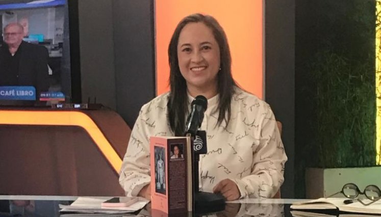 Johanna Rozo: Pamplonesa gana el Premio Nacional de Poesía Maruja Vieira.