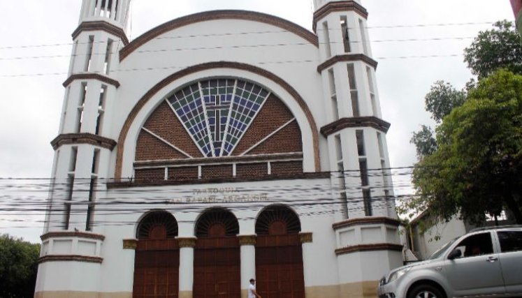 parroquia San Rafael Arcángel se construyó en 1951