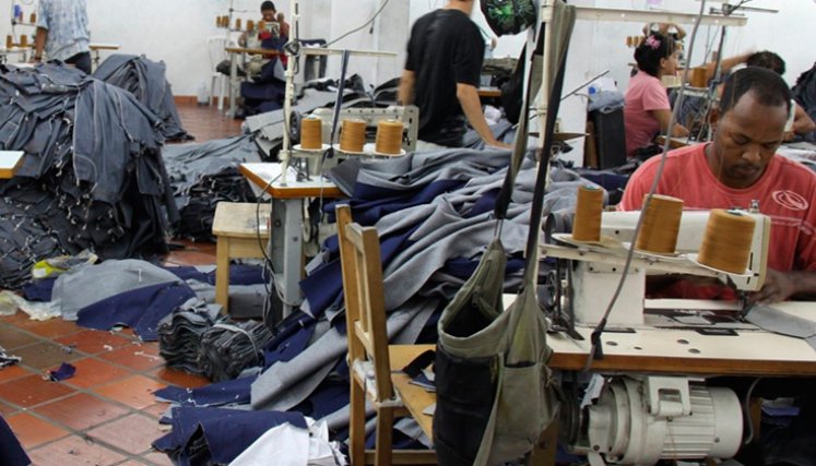 Hay 2.850 talleres satélites de confecciones, según el último conteo de Aprointex./ Foto Archivo