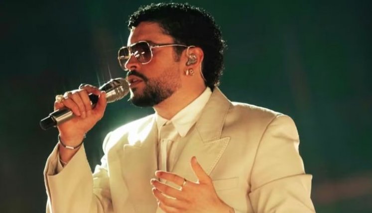 De cuidar un puesto a VIP: el regalo que llevó a un joven a ver a Bad Bunny