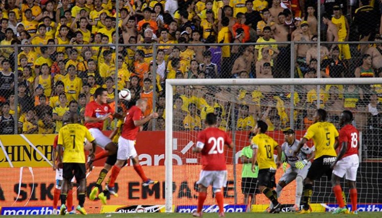 Cúcuta Deportivo vs. Barcelona de Ecuador 2015. 