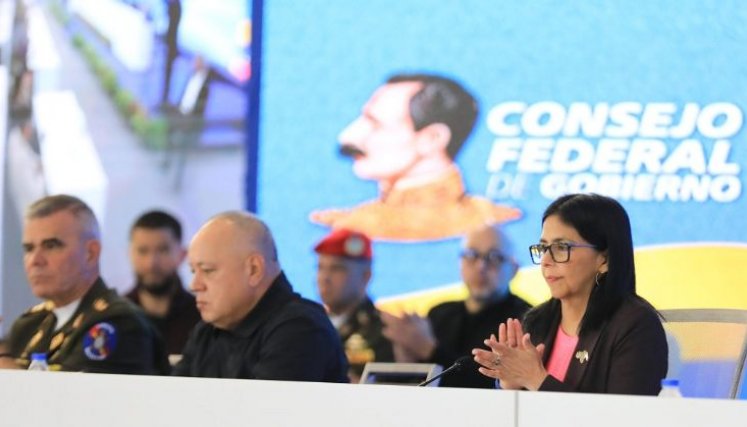 Delcy Rodríguez alega presuntas amenazas del gobierno de Estado Unidos para cumplir demandas