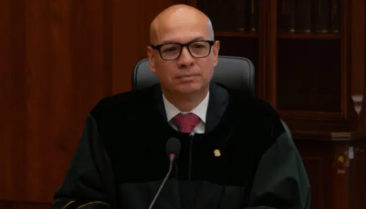 Iván Mauricio Lenis Gómez