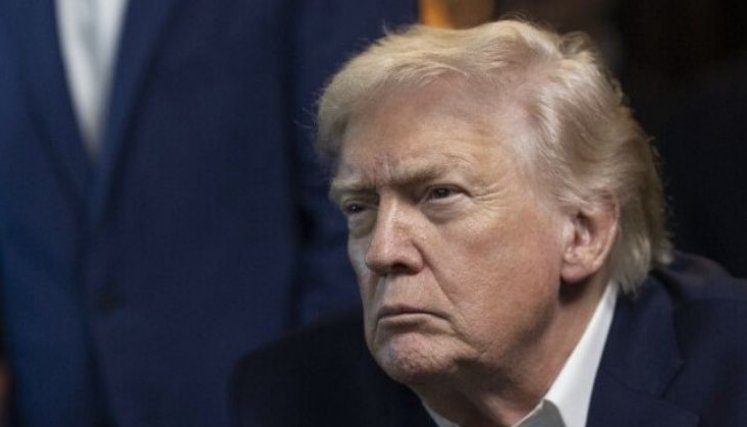 El Departamento de Estado elevó la alerta a nivel 4 y recomendó a los estadounidenses salir de Venezuela de inmediato por presuntos riesgos de seguridad, una versión que el Gobierno de Maduro negó de forma tajante.