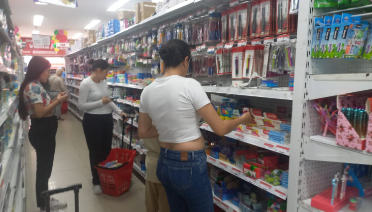 Venta de útiles escolares en Cúcuta.