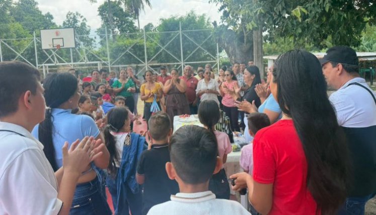 Más de 100 personas participaron del cumpleaños 364 de San Faustino.