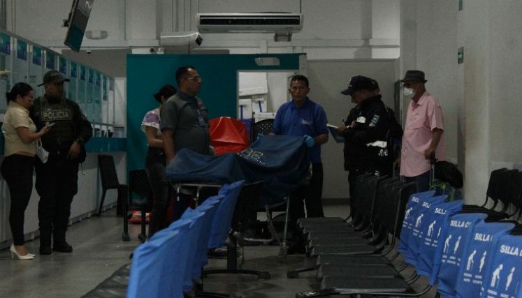 La usuaria Cecilia Quintero murió reclamando los medicamentos para su hijo en la Droguería Cafam/Foto Stefany Peñaloza