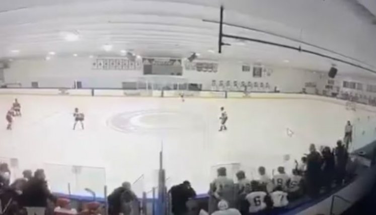 AL MENOS DOS MUERTOS EN UN TIROTEO DURANTE UN PARTIDO DE HOCKEY EN EEUU