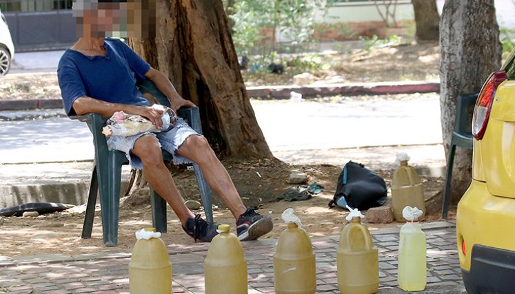 Pimpineros. / Foto Carlos Ramirez-La Opinión