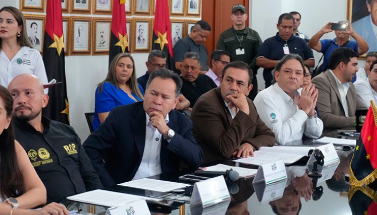 Gobernadores William Villamizar y Juvenal Díaz. / Foto: Manuel Ramírez-La Opinión