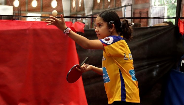 Luciana Contreras, tenimesista cucuteña en proyección se destaca en Paraguay.