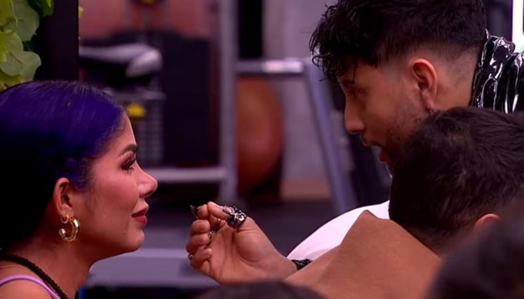 Alexa-y-su-comprometido