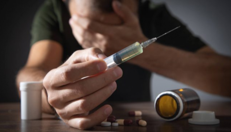 Lucha contra el consumo de heroína.