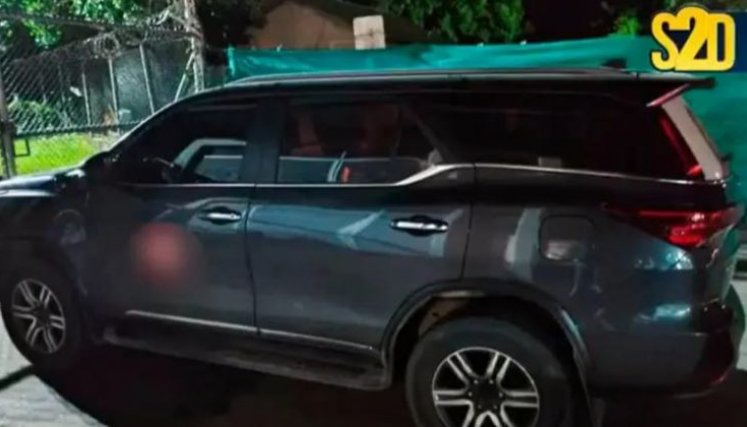 Camioneta interceptada en la vía Ibague-Girardot