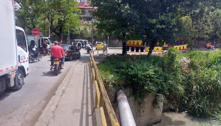  En la fase final se encuentran los cruces especiales para descontaminar las aguas de los riachuelos que atraviesan la ciudad.
