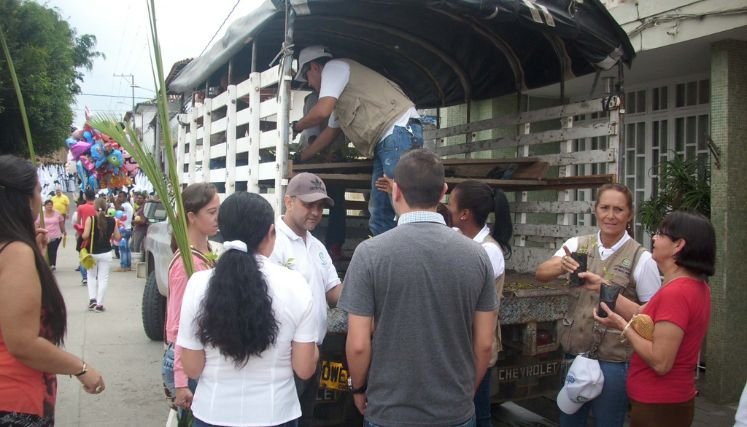 Miles de visitantes llegan a la ciudad para asistir a las ceremonias religiosas durante la Semana Mayor.
