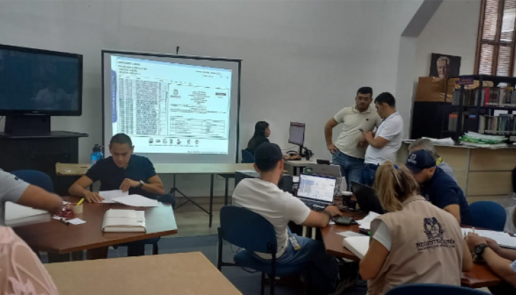 Proceso de escrutinios en Cúcuta.