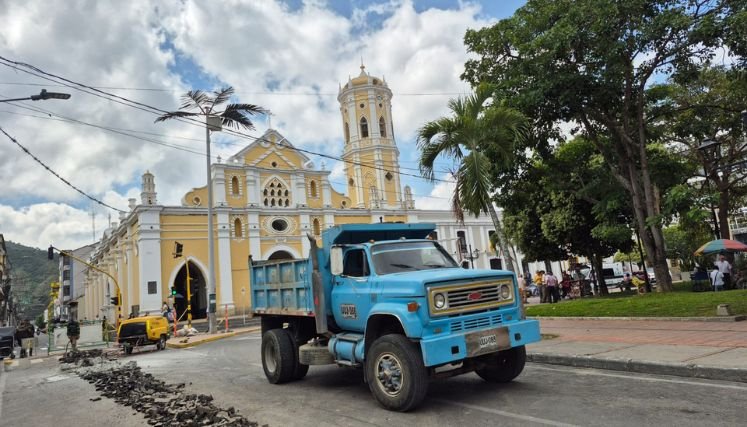 En Ocaña se exigen pólizas de cumplimiento en los parcheo de las vías.