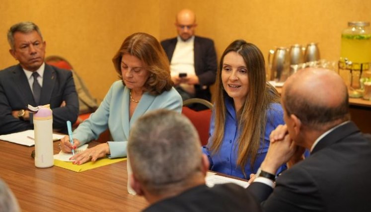 PALOMA, FAJARDO Y CEPEDA SUMAN MÁS APOYOS A SU CANDIDATURAS