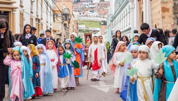Procesión niños Pamplona.