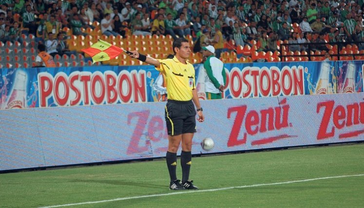 El línea Alexander Guzmán Bonilla, asistirá a su segundo Mundial de Fútbol.