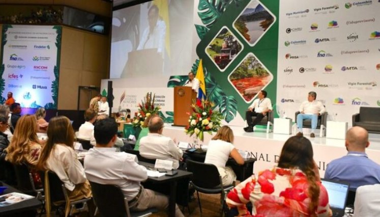 ALCALDES NIEGAN RESPONSABILIDAD EN EL AUMENTO DEL IMPUESTO PREDIAL