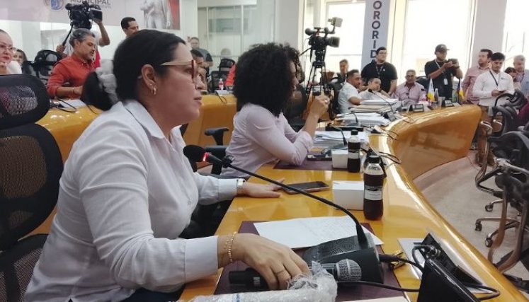 La concejal Gimena Camacho elogió el proyecto educativo de educación superior para Atalaya/Foto: Carlos Ramírez