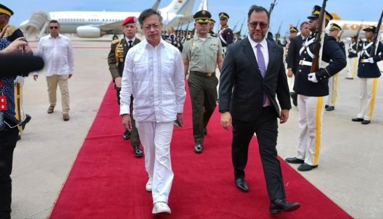 PETRO YA ESTÁ EN VENEZUELA 