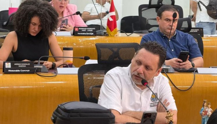 Bastante agitada estuvo la plenaria del concejo durante el debate a las tarifas del aseo./Foto Valentina Salgado